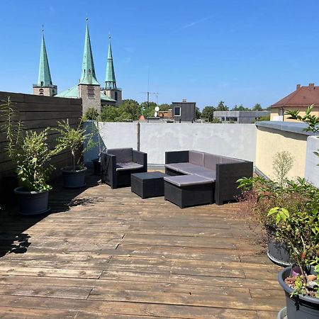 Zentrale Grosszuegige Dachterassen Whg Am Stadtpark In 15 Min Mit U-Bahn Zur Messe Neurenberg Buitenkant foto